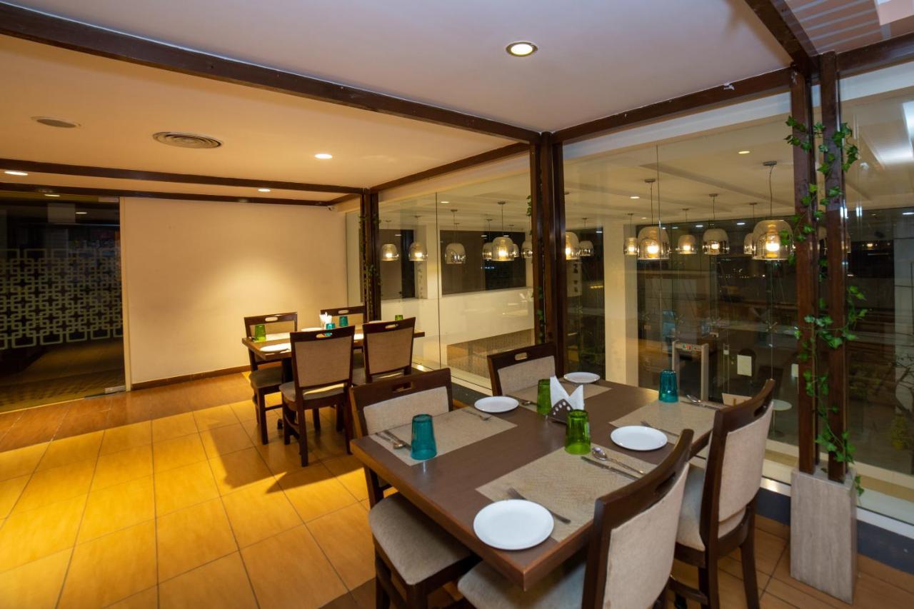 Hotel Icon Select By Bhagini à Bangalore Extérieur photo
