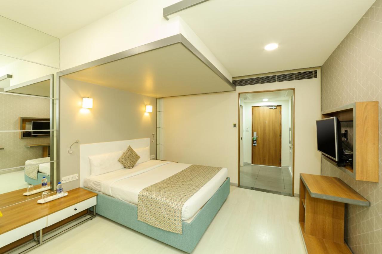 Hotel Icon Select By Bhagini à Bangalore Extérieur photo